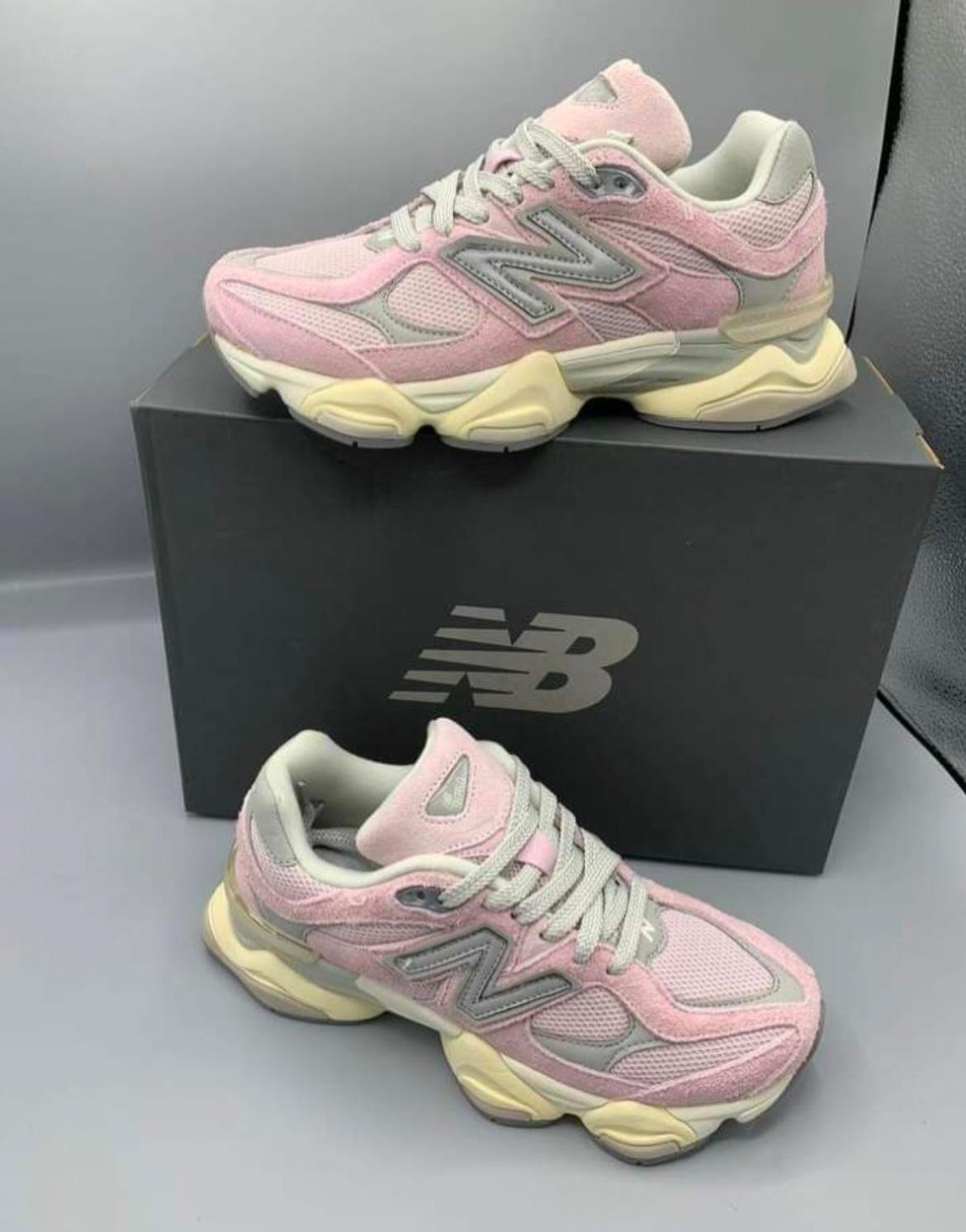 CHAUSSURES NEW BALANCE 4