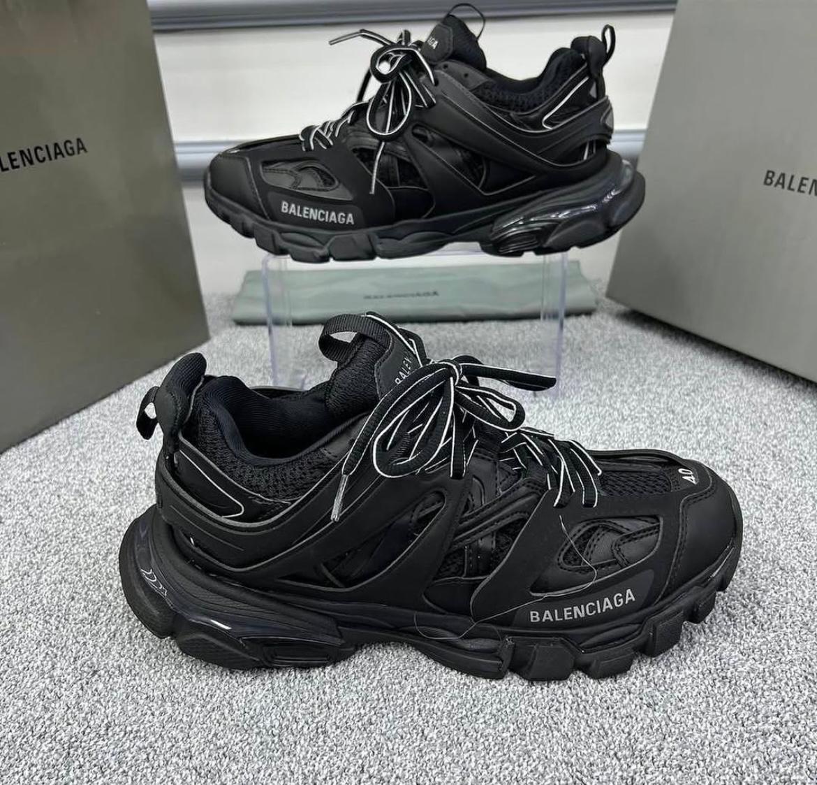 CHAUSSURES  BALENCIAGA 15