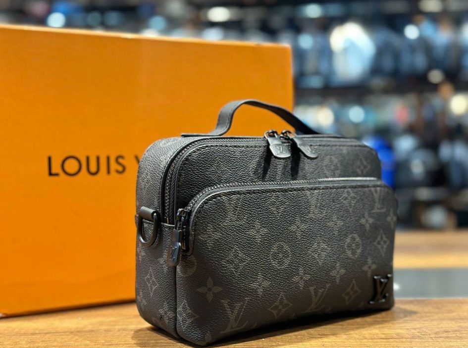 SAC  LOUIS VUITTON 38