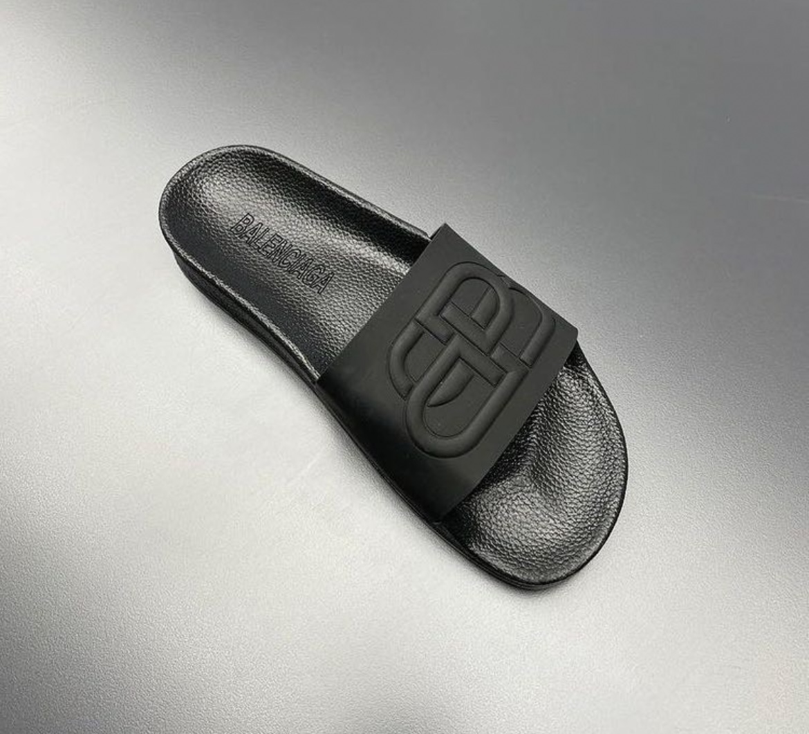 Claquettes Balenciaga 2