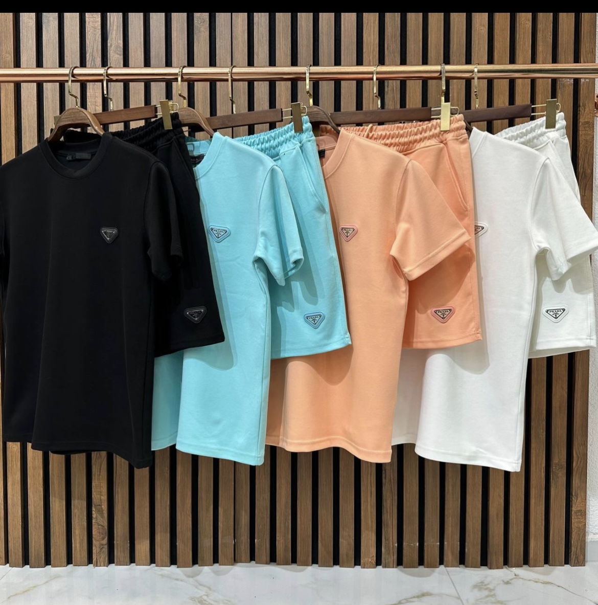 Short T-Shirt PRADA 002