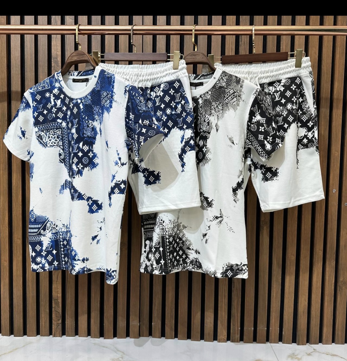 Short T-shirt LOUIS VUITTON 0011