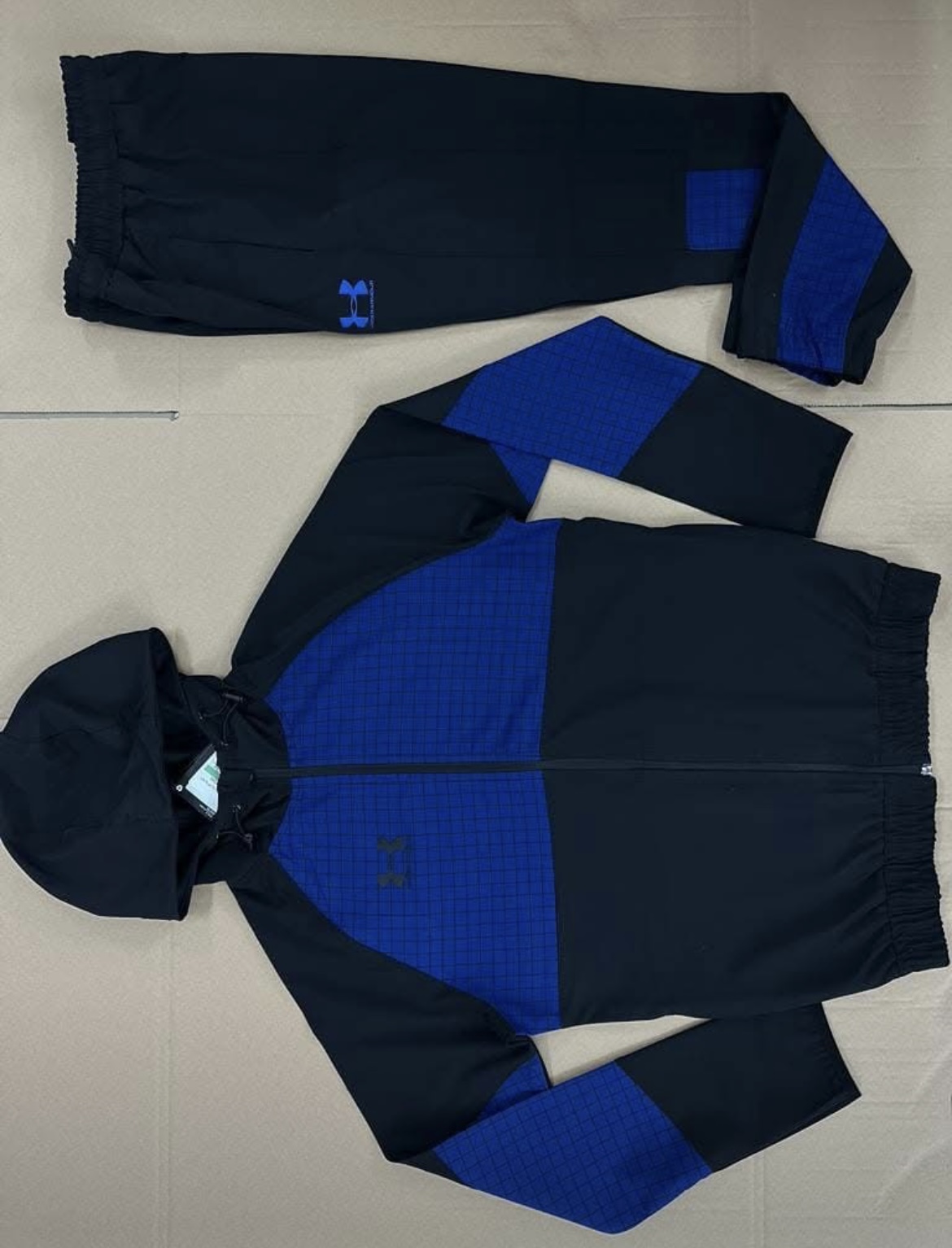 Survetement UNDER ARMOUR 00