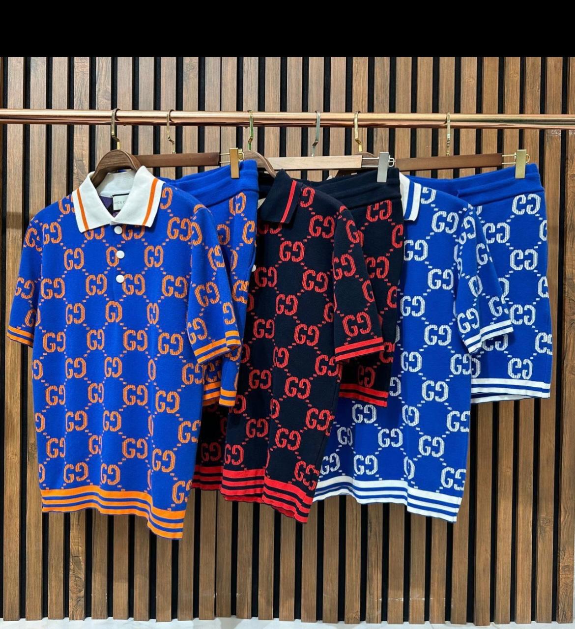 Short T-shirt Guccı 000